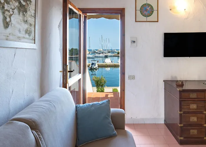 Casa Del Capitano Ferienhaus Porto Ottiolu